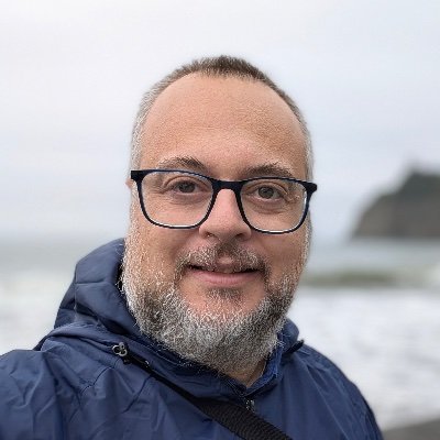 gennaro_tangari's profile picture. SRE @Microsoft | Health and Life Sciences Engineering | Developer | Geek | Retro-computer collector | 🇺🇸 ❤ | Opinions are my own.