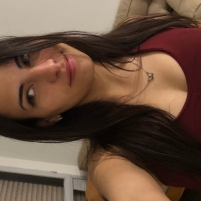 nvpilarr's profile picture. no lo digo yo lo dice el tic tac, también lo dicen los tuyos y tu chica