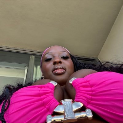 prettypinkRX's profile picture. 🩺 | cancer CUNT💋