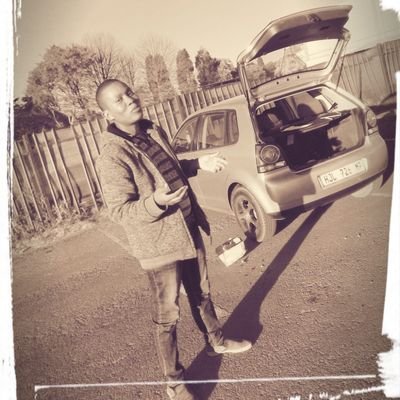 sandile42663299's profile picture. businessman, leader, father, teacher and a author of books 📚and a life coach