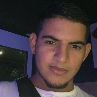 ManuelVilla152's profile picture. 🤠🤠