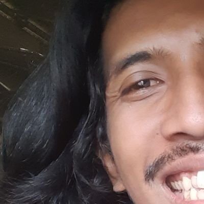 unliquor's profile picture. Mas mas setengah mateng rambut panjang.