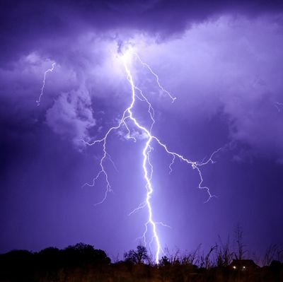 rollingskyphoto's profile picture. storm chaser | photographer | tornadoes seen: 8