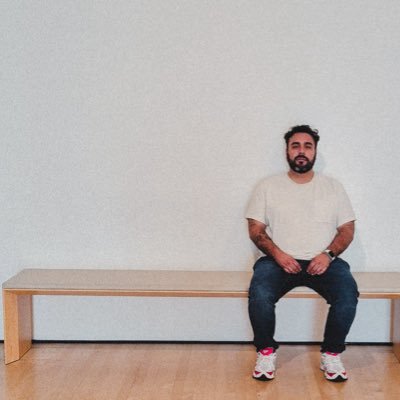 eldavomorales's profile picture. No creo en los horóscopos. Soy libra... y zurdo.