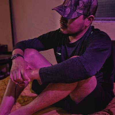 antoniiomv's profile picture. Cancún 🐠🌴🌞
Activo🌋  
Verg peluda 🍆💦 
Espadazos⚔️Jaladas✊️💦
Me gusta que me mamen la Vegr,date a fondo🧎‍experimenta we🔥
Encuentros🔥 DM 😈