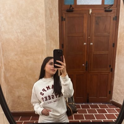 Aylinforyou's profile picture. grow with the universe 🦋