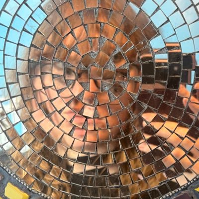 snowspills's profile picture. vent acc