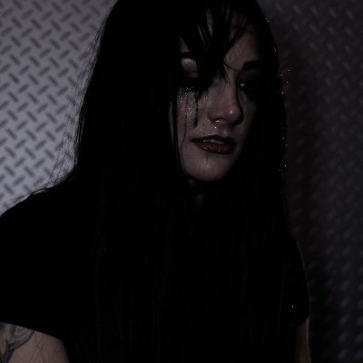TEEHEEWAYS's profile picture. i don’t fear the dark. i am the dark. ╱ parody. not @TatumPaxley.