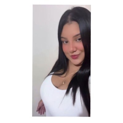 nicoleleonhi's profile picture. God. Animal lover. Abogada ❤️