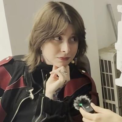 PUNKR0CKLWT's profile picture. Raised on pop punk and bubblegum | ela/dela ⚢