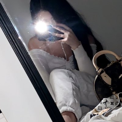 kyutiexox's profile picture. Internet Surfing