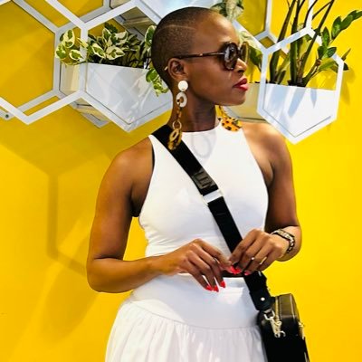 Mmaba2n's profile picture. My daughter deserves a Mother she can Brag about !!