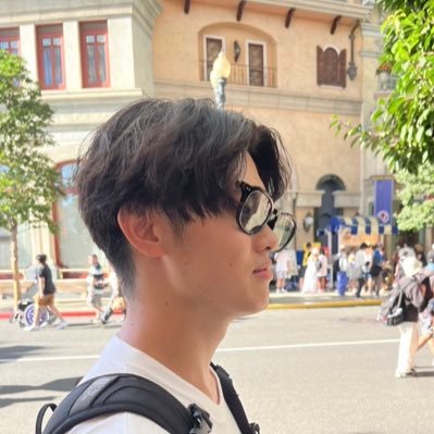 Sicle0202waki's profile picture. Laravel React