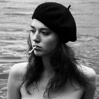 rottedfleshn's profile picture. sexy woman just talking