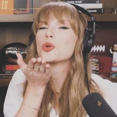 StylisticSwifti's profile picture. head ❤️‍🔥taybrina🐾 stan.                                                   in my #tsthelifeofashowgirl era.                         
taybrina ended your faves