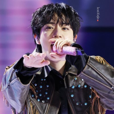 VocalKingKim's profile picture. STANNING THE BEST SINGER OF ALL TIME I AM SO HAPPY!!! 😭🎧