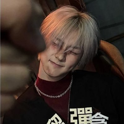 abbyenha's profile picture. She/her | Saw ENHA in 🇸🇬 | Living on caffeine, concerts & music. 🎧ྀི