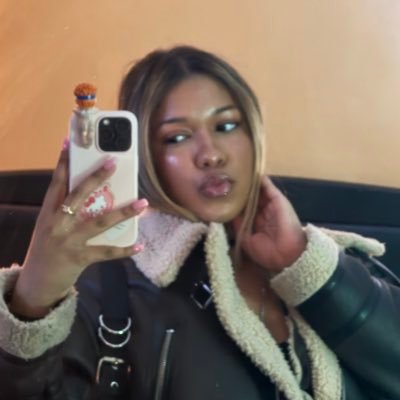 shinobipam's profile picture. waved up