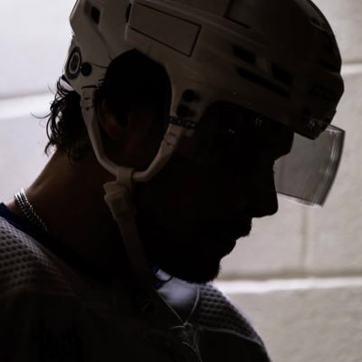 lynx_on_ice's profile picture. can you tell I like the color blue #LeafsForever #TheFutureIsTeal multi teamed, I like mostly everybody🫶