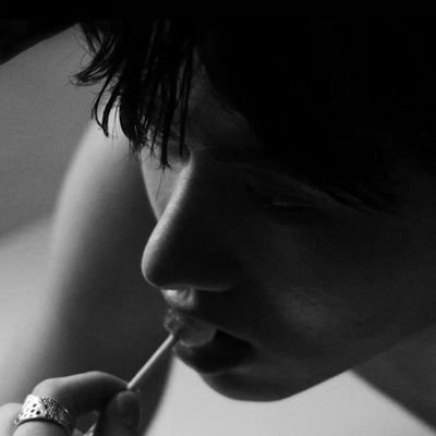 juskidbor's profile picture. #kth