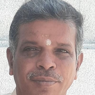 r_pathu's profile picture. 