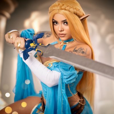 GundamChick's profile picture. Streamer | Collector | Content Creator