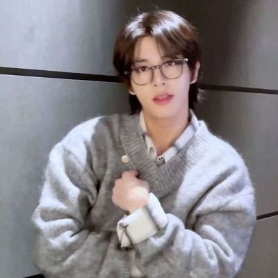 eikkhumma's profile picture. SANITY DEPRIVES YOU HAPPINESS, IN A SILENT BATTLE I LOSS...