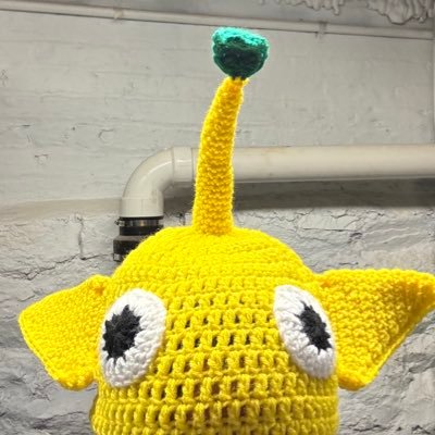 Darkmetallics's profile picture. 22, any/all, literally only retweets, in multiple fandoms. My artpop could mean maybe some things, full-time lurker