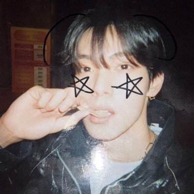 donghyeokmmomm3's profile picture. 