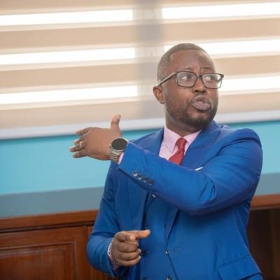 HervLaurent7's profile picture. #Énarque⁹_RDC, Expert #JPO (PRRAP/#Worldbank), Banquier, Consultant #UNICEF_PNUD_USAID
#Gouvernance #démocratique
Compétence_Citoyennété (binôme du changement)✨