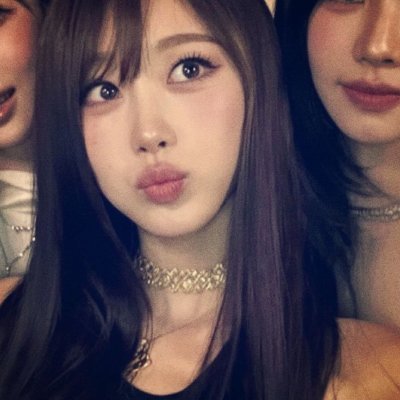 eriyacore_'s profile picture. 🎱's smile protector | following @x's guidelines