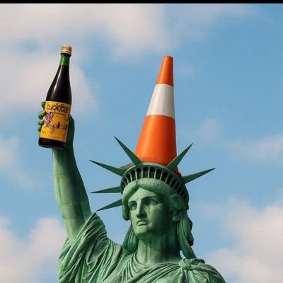 Nicolafaddy's profile picture. original fatty with a filter. total catfish who's addicted to Frank's hot sauce 🤍 Callan 🤍