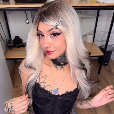 WandererNeb's profile picture. Cute girl who love making sexy cute pics 💗 || I hope we can be closer 💙