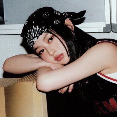 sunrise4angel's profile picture. dg sbe katseye le sserafim loona njz