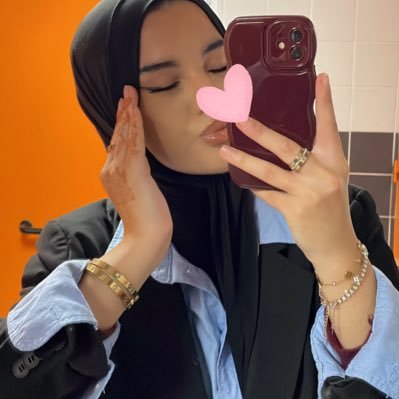 kmryrrr's profile picture. 3ich w mout