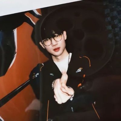 aespafIowers's profile picture. yukon, yan block & christian mccaffrey stan