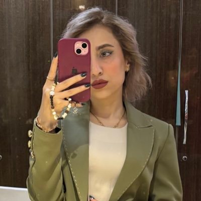 pastalferedo's profile picture. رفیقِ راهِ بی پایان کدام است؟