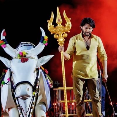 fanofmr9's profile picture. #DHFM #TANUKU #WESTGODAVARI 😎🔥
Prev ID suspended : @Mbfanforver9