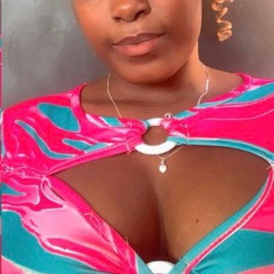 Charonl25's profile picture. 