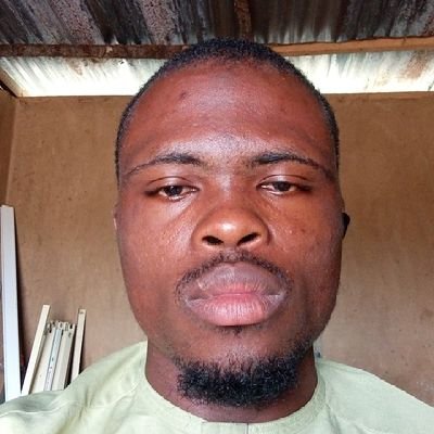 quadri_ade26633's profile picture. 