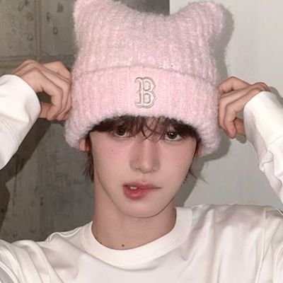 meiyzzhen's profile picture. ★  ˖  ·   ׁ   ·   .  ¡ #247WithUs • @muuraz !
                        
        —  txtws & katseye ☆★ #ROSÉ stan!!