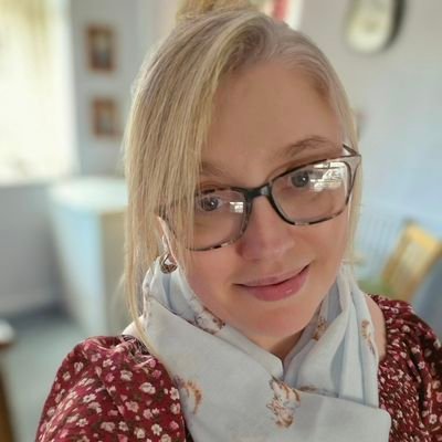 EmmaHomer9's profile picture. Huge FAN of professional wrestling 🤜🤛🤼‍♂️✌️♥️ love horror movies,🧟‍♀️ 👻 rock/heavy metal music 🎶 🤘❤ NO DMS PLEASE  🚫