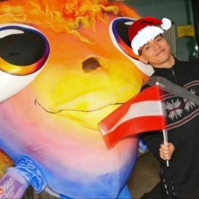 lumohan07's profile picture. eurovision fan :) 🇹🇷🐧🎻