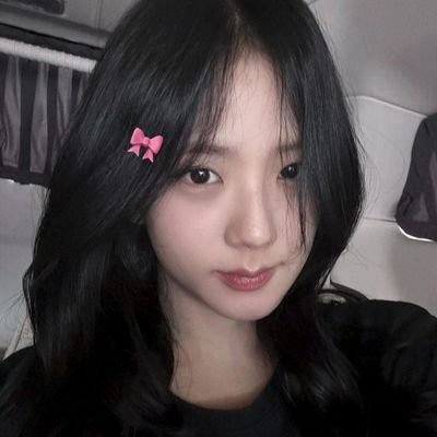 debomryan's profile picture. art | fangirl 🇹🇷