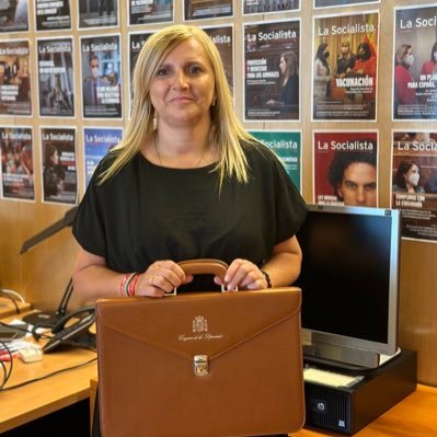 NoeliaCoboP's profile picture. Madre 👨‍👧‍👧 y trasmerana💢 militante del @psoesantona/ ❤️Diputada Nacional del @PSOEcongreso por Cantabria en el @Congreso_Es