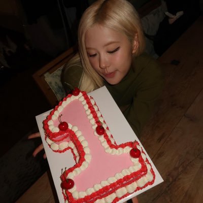 dearmykatherine's profile picture. 