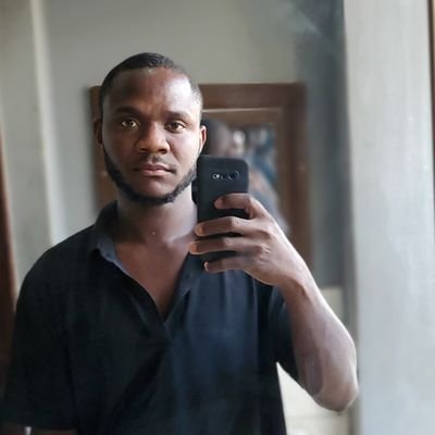 SamsonS09600883's profile picture. my dull looking nose make me special