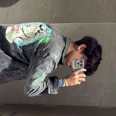 nikhiltiwarix's profile picture. 