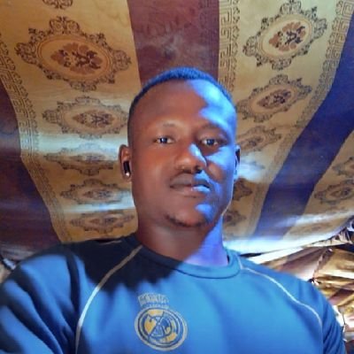 hm1994476596's profile picture. 