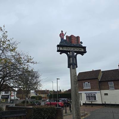 DylanThomas250's profile picture. YouTube DylanThomas35 -
Guildford Area - River Wey - Local Events - Local Food & Drink - Walking - Gym